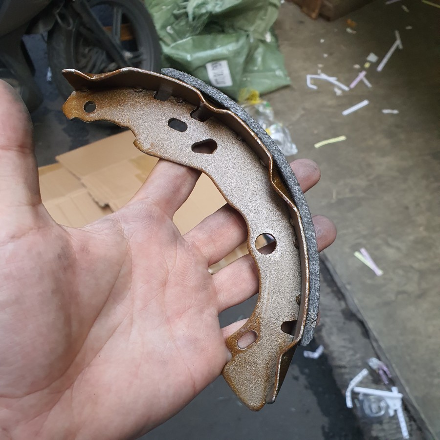 Datsun go cross brake shoe kampas rem belakang PNP