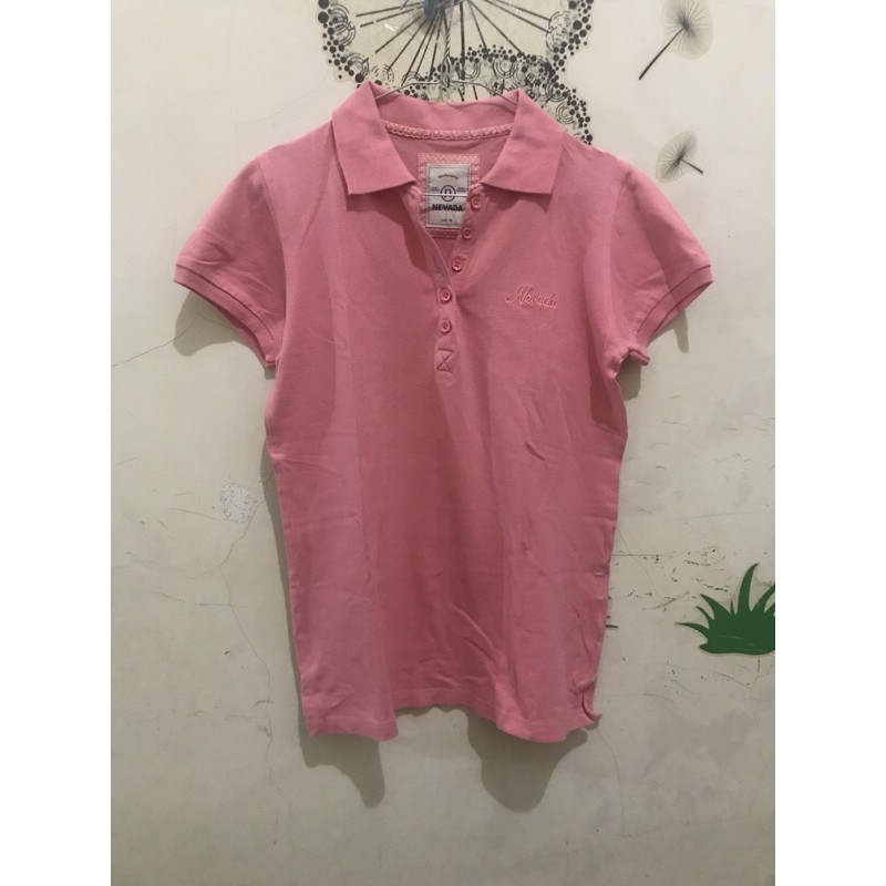 Preloved T-Shirt Nevada Cewek / T-Shirt Polo Cewek