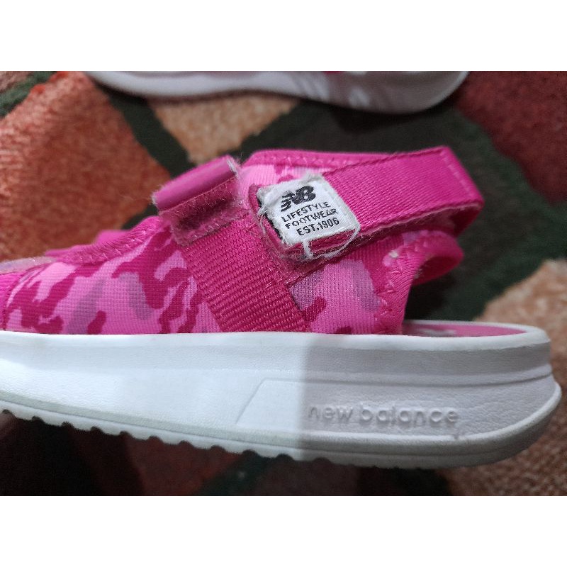 sendal anak preloved new balance ori