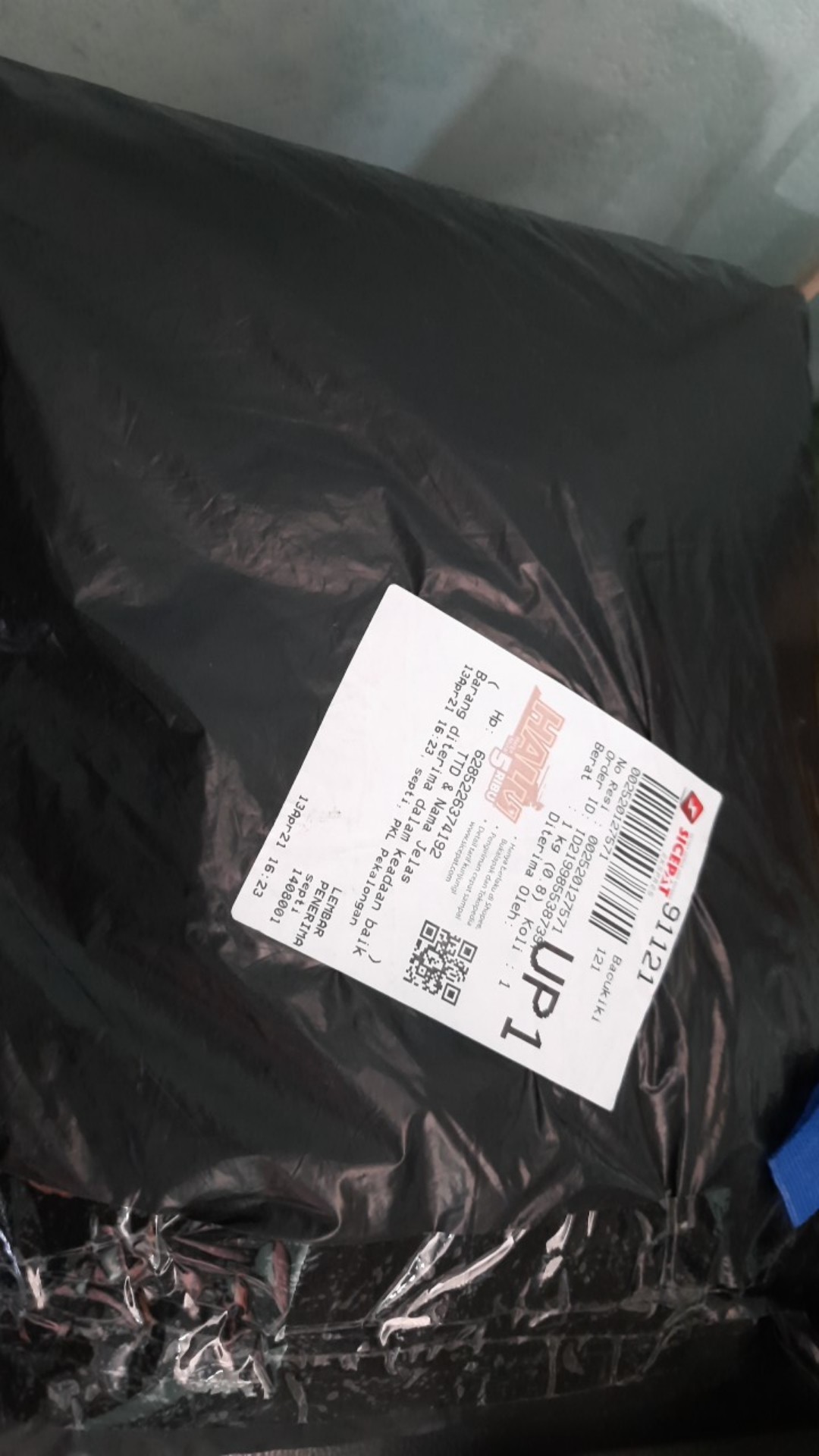 Kemeja Batik Bahu Pendek Motif Wayang Semar Mesem