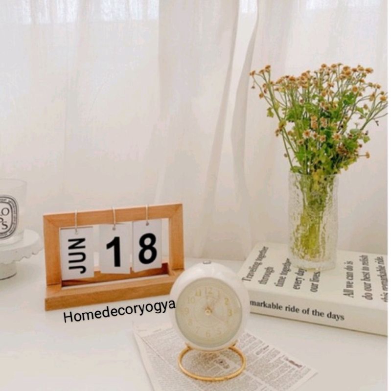 

Kalender Meja Unik Cantik Shabby Kalender Kayu Hias
