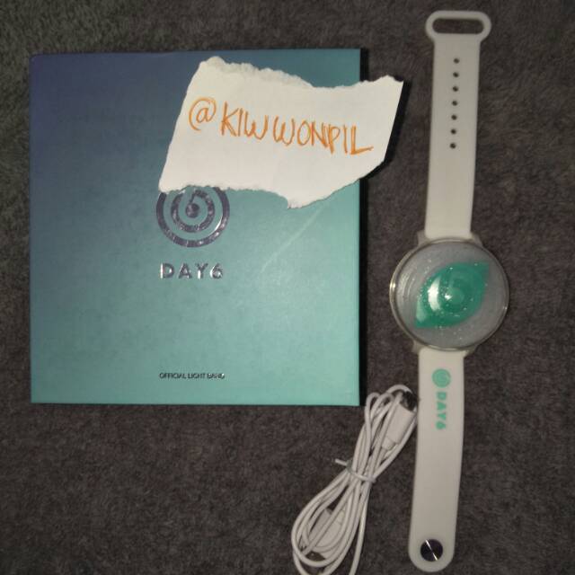 DAY6 Lightband Preloved