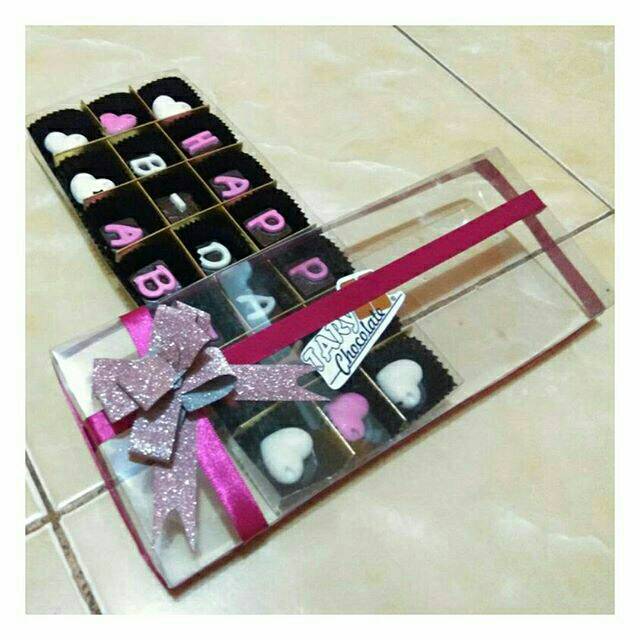 

Coklat karakter