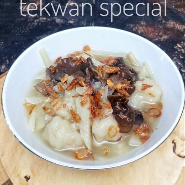 

BGC Tekwan Frozen Plus Kuah Instan