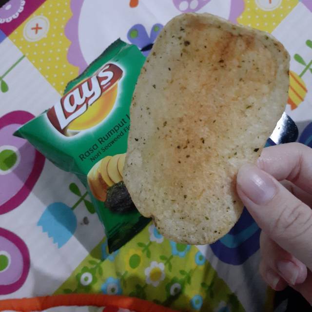 

Ciki lays besar sekali