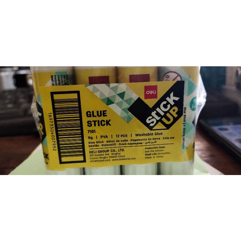 

Lem glue stick 9gr 1pack isi 12pcs
