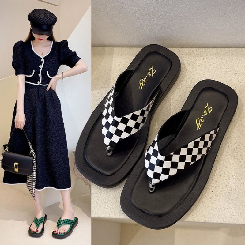 Sandal Flat Fashion Model Petak Wanita Import