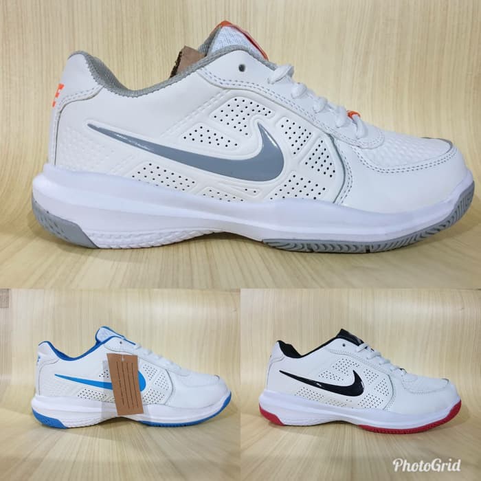sepatu nike tennis