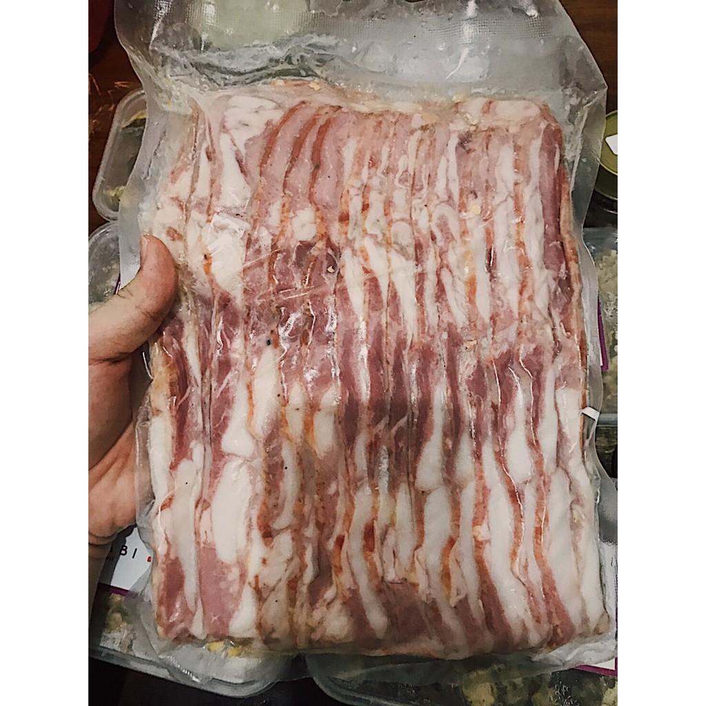 

PORK STREAKY BACON SMOKED (BACON BABI MURAH ASAP BALI) SLICED 500 gram