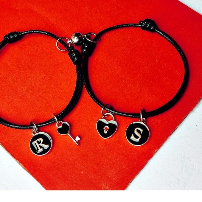 ← GELANG COUPLE KUNCI GEMBOK EPOXY / GELANG TALI PASANGAN MAGNET / GELANG KUNCI GEMBOK COUPLE MAGNET