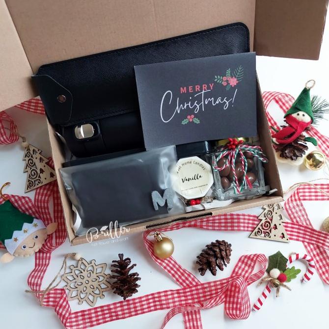 

Hampers Natal/Christmas Gift/Kado Natal - New Normal Kit + Coklat