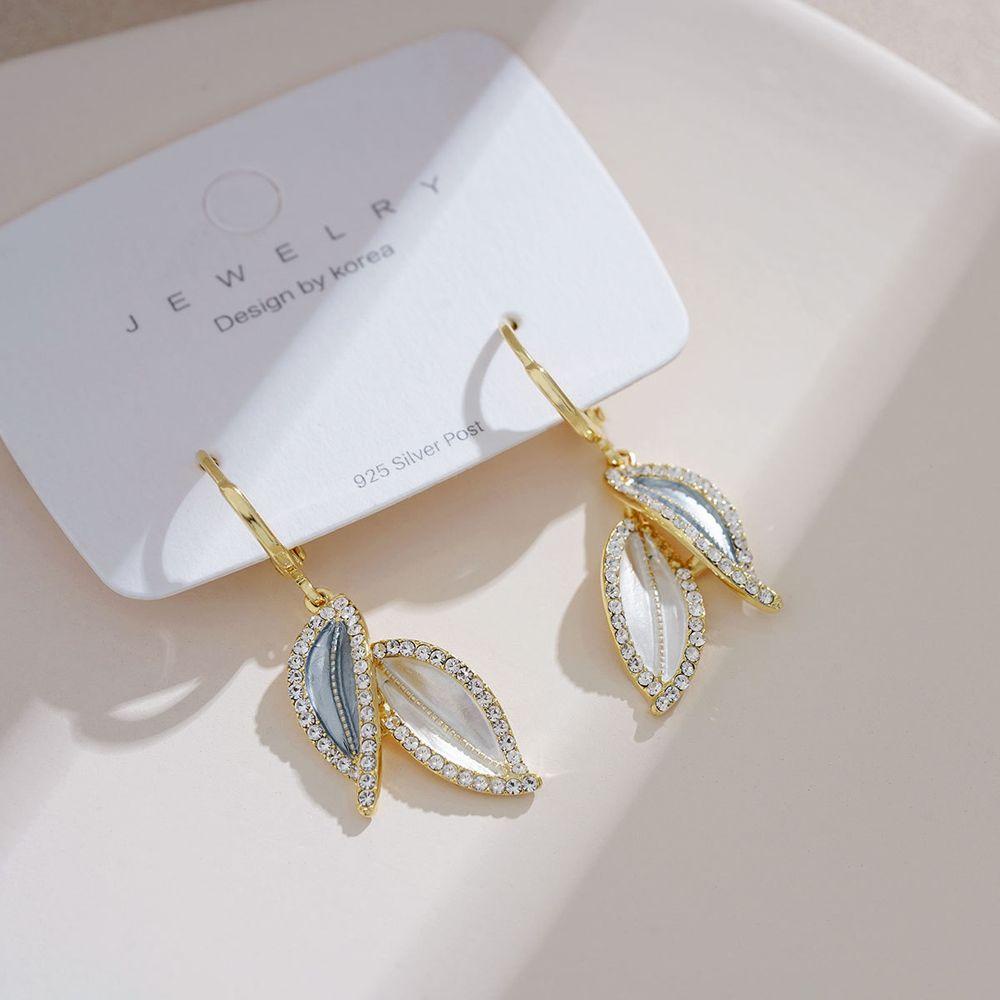 Mxbeauty Anting Wanita French Vintage Lucu Elegan Manis Berlian Imitasi Menjuntai Earrings