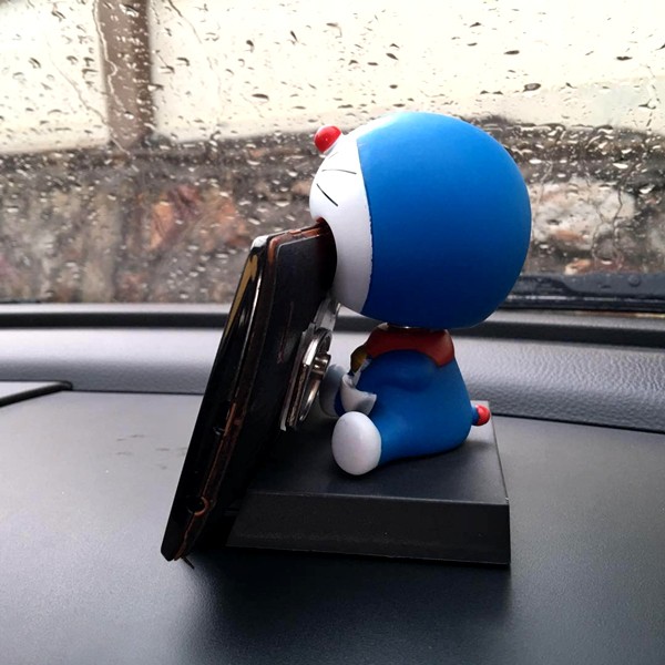 Boneka Figure Miniatur Pajangan Mobil Doraemon Lucu