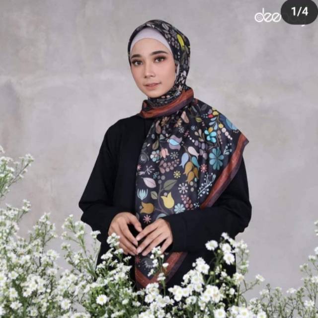 deenay scarves ORI Lantana black