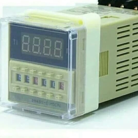 FORT DH48S-2Z Digital Timer On Delay w/ LCD Disp 220 VAC 0.01S-99H99M