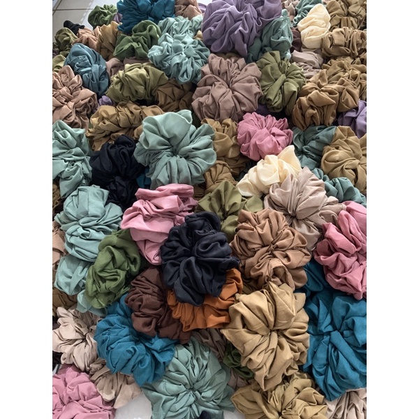 SCRUNCHIE BY ZUTHE / KUCIR HIJAB / IKAT RAMBUT