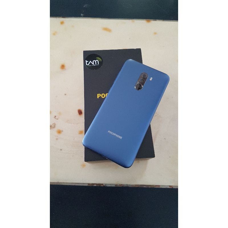 Xiaomi pocophone F1 6/64GB fullset original muluss