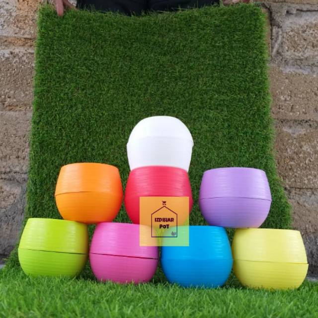 Pot bunga tanaman mini motif bola warna warni 9cm - fullcolour