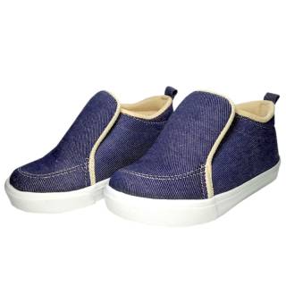  Sepatu  boots  anak  laki laki usia  1 2 3 tahun  bahan lepis 
