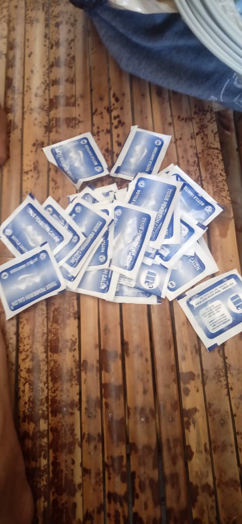 Tissue Tisu Pembersih Galon Tissue Galon Bottle Sanitizer Per100bj