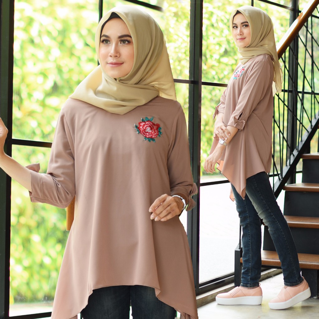 [Blouse Larista Var Warna SW] Blouse Wanita Wolly Crepe Navy/Mocca