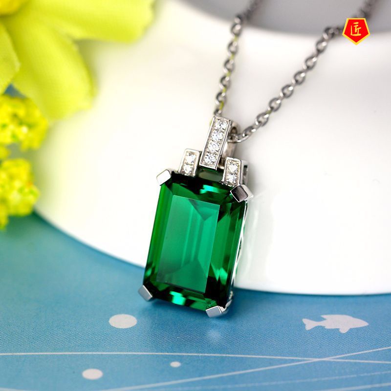 [Ready Stock]92518K Gold Emerald Pendant Necklace Elegant Graceful