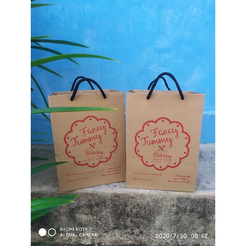

Paperbag Cake custom size Kraft Coklat 150gsm P22 x L15 x T25 FREE DESAIN