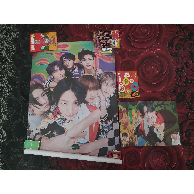 NCT Dream Hot Sauce Album Crazy Ver Unsealed Pc Jisung, Pc Cafe Haechan, Folded Poster Jeno, Sticker