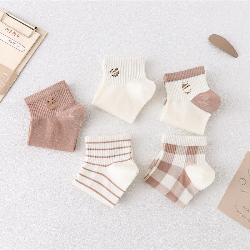 [littlecrab] Kaos Kaki Bear Chocolate Cute Women Socks Import Kaos Kaki Berkualitas Square  White Kaos Kaki Beruang Korean Style