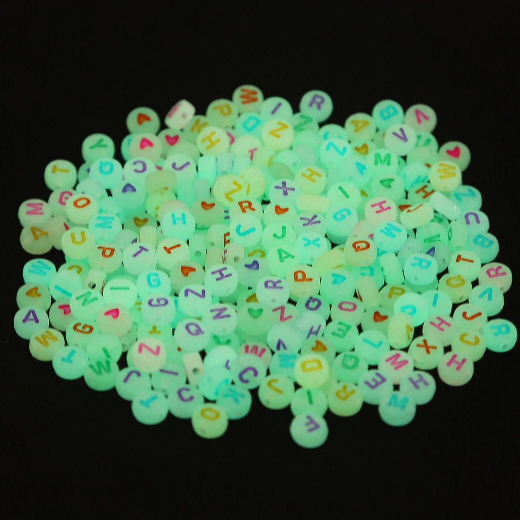 100pcs / Lot Manik-Manik Huruf Alfabet Luminous Bahan Akrilik Untuk Membuat Perhiasan Gelang Kalung Handmade Diy