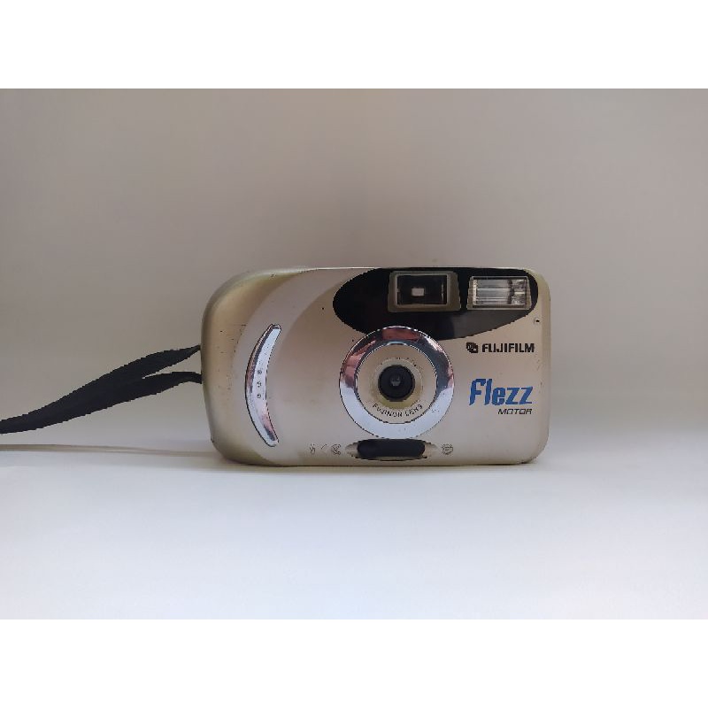 Kamera Analog Fujifilm Flezz