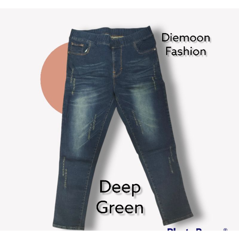 SIZE JUMBO!!!LIMITE AND RECOMMENDED JEANS!! FEDA JEANS VARIASI SOBEK DAN BARET YANG KEKINIAN