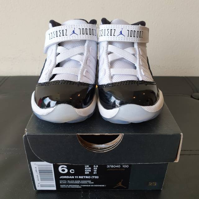 Preloved NIKE Air Jordan 11 XI Concord Sepatu Sneakers Anak ORIGINAL