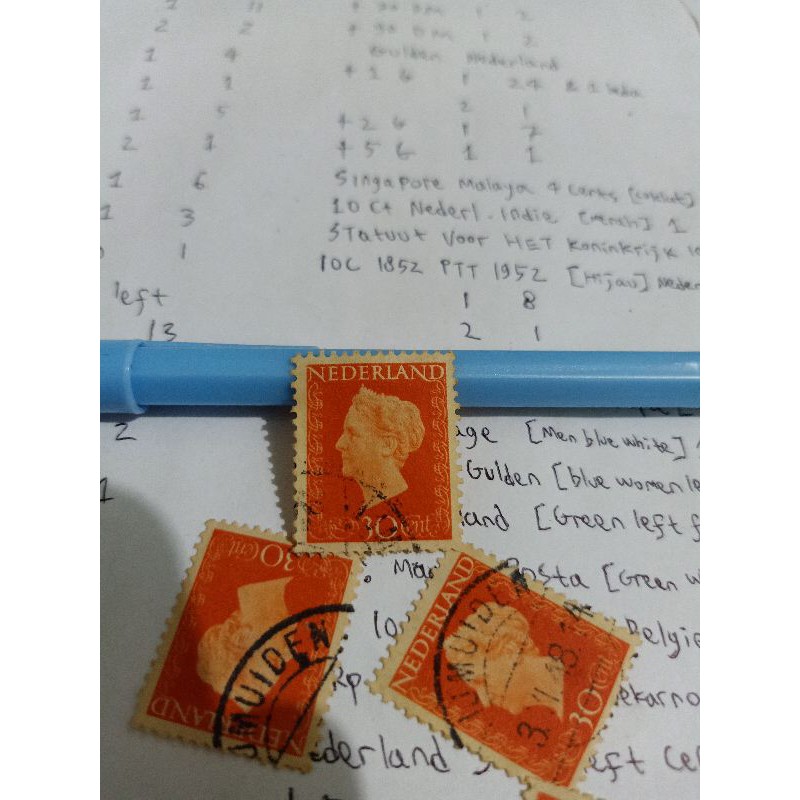 

Perangko Queen Wilhelmina 'Hartz' series 1948 Nederland 30 Cent Stamp