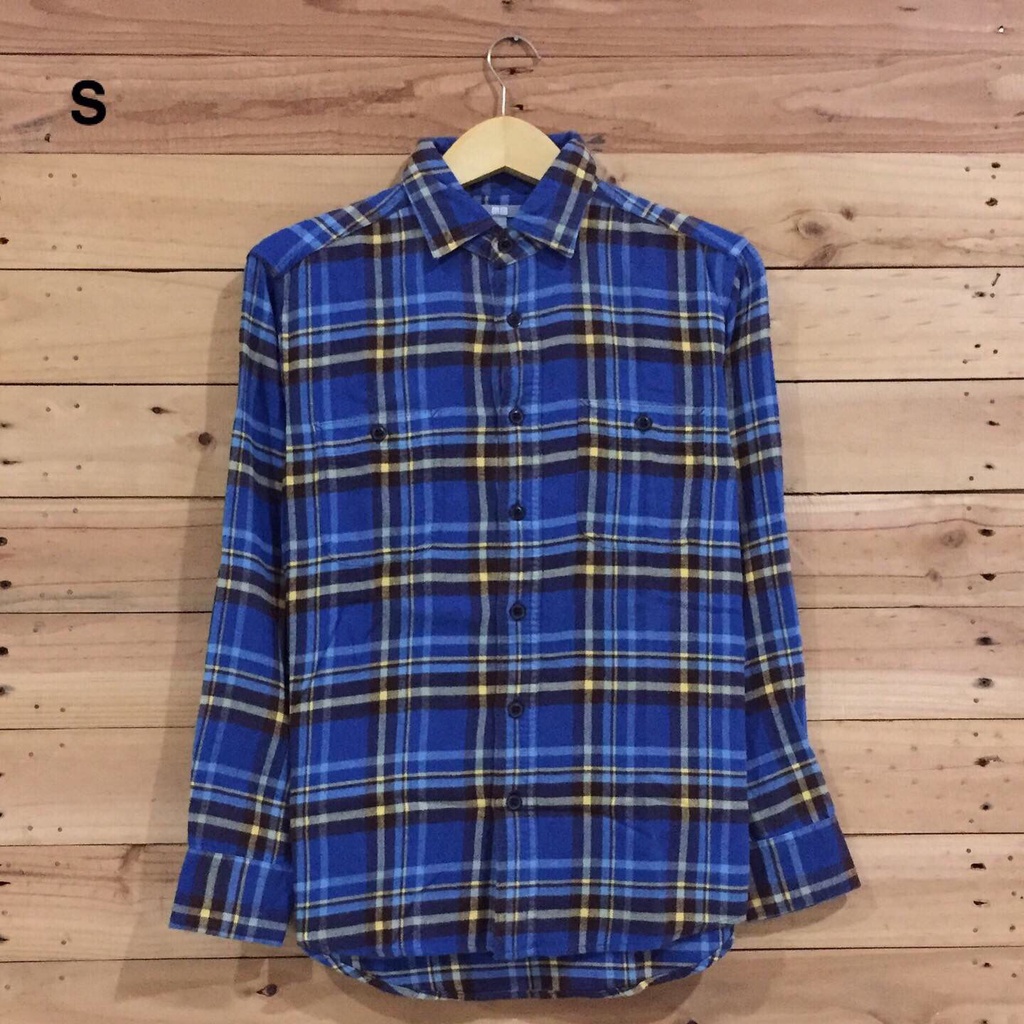 Kemeja Flannel Uniqlo Size S