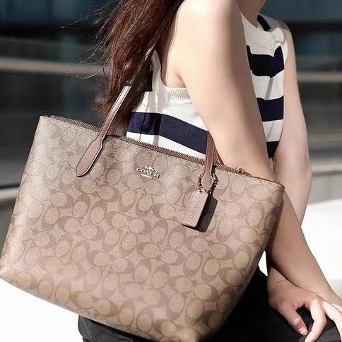 [MiS ㊗] 【PENGIRIMAN GRATIS】 COACH Baru Wanita Presbyopia Klasik Kasual High Sense Fashion Tas Tote S