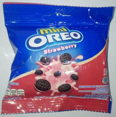 

Oreo Mini Biskuit Sandwich Krim Stroberi 20.4g