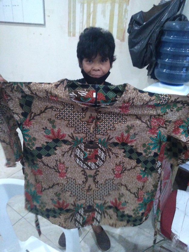 Atasan Batik Dolby Dolbi Dobby Doby Tenun Sutra Tulis Halus Katun Atbm Baron ,sarombit Atasan