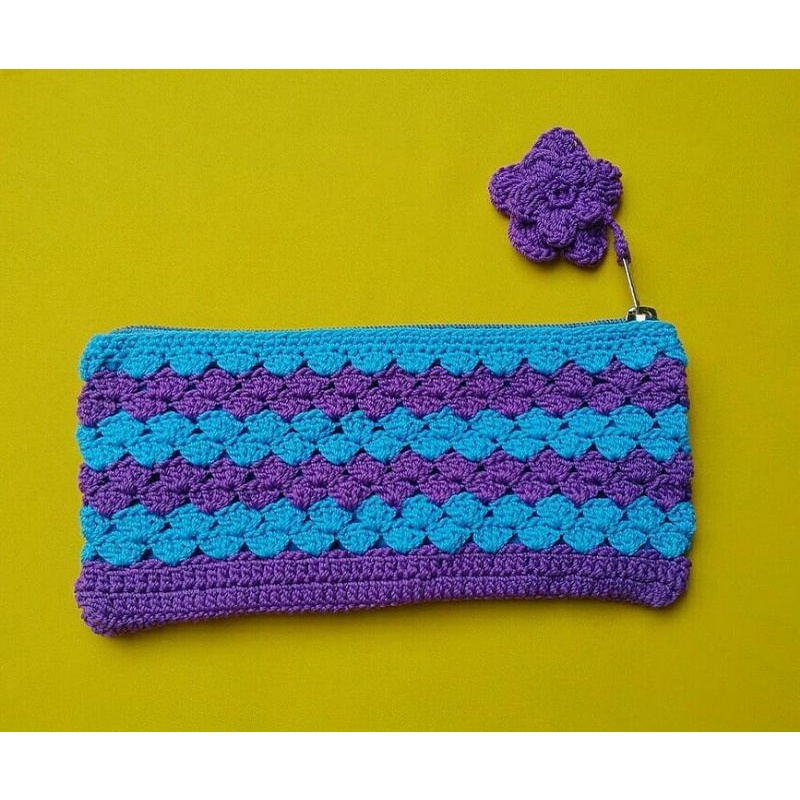 

Crochet Pensil Case/Tempat Pensil Rajutan