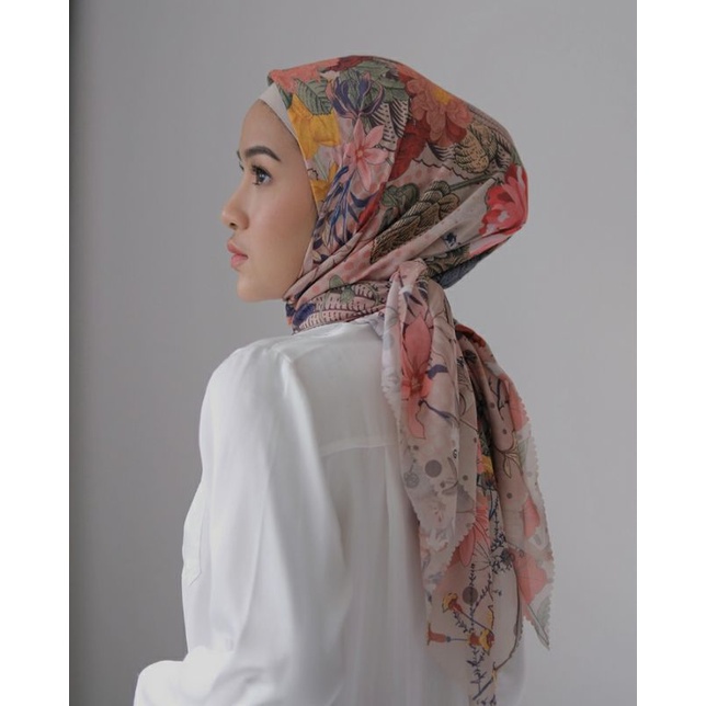 Blossom Scarf by Gonegani