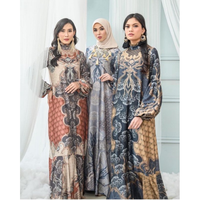 Clemira dress wearing klamby