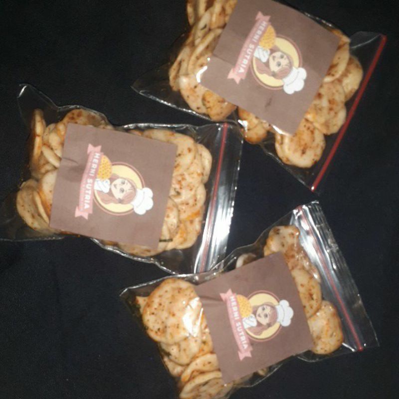 

krupuk seblak pedas mini