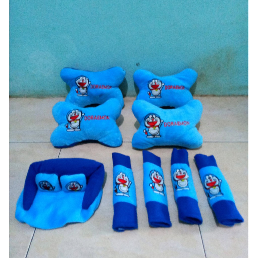 Bantal Mobil DORAEMON Biru Bantal Isi 4 Sandaran Leher Kepala Doraemon Blue