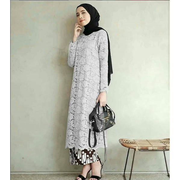 (DIJAMIN REALPICT) Tunik Brukat Corneli Gliter  ! TUNIK SIZE S  M L XL XXL XXXL JUMBO !! TUNIK PREMIUM LACE FARAH ANDIRA AMELIA LUCIA!!!-ABU GLITTER