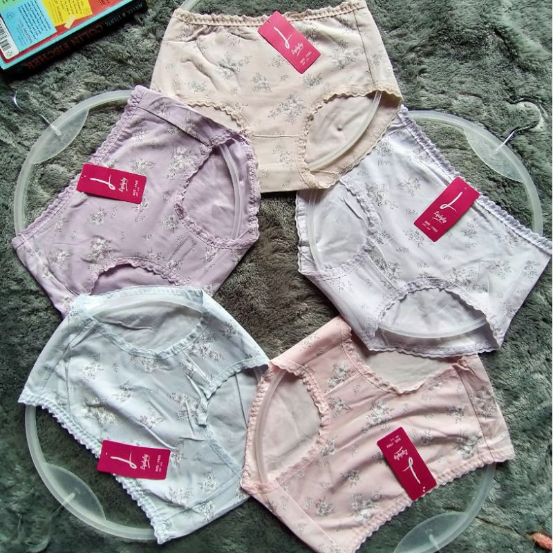CD16/LYDYLY 212/ JUMBO Celana Dalam Katun Wanita LYDYLY