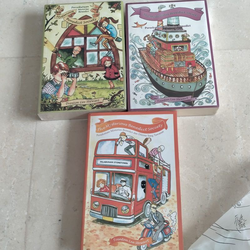 Paket Benedict Society #1-3
