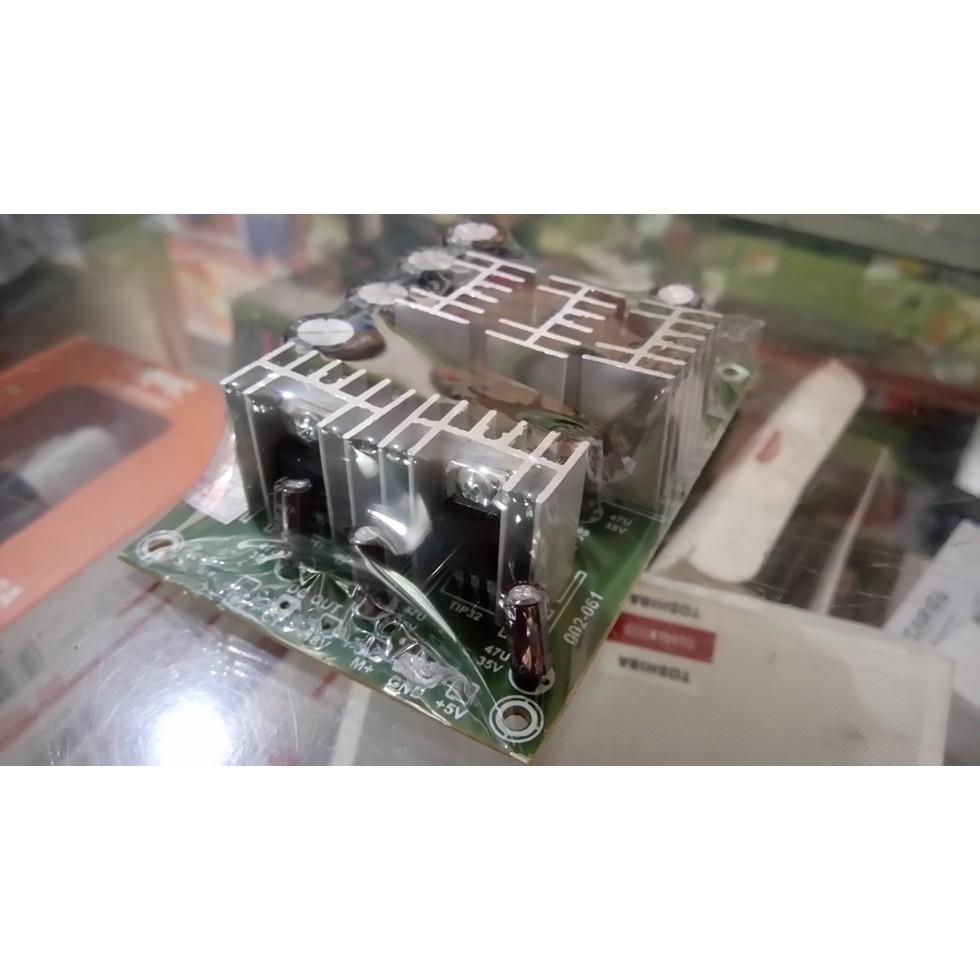 POWER SUPPLY FOR MIXER OUT CT12V DC 12V - 15V