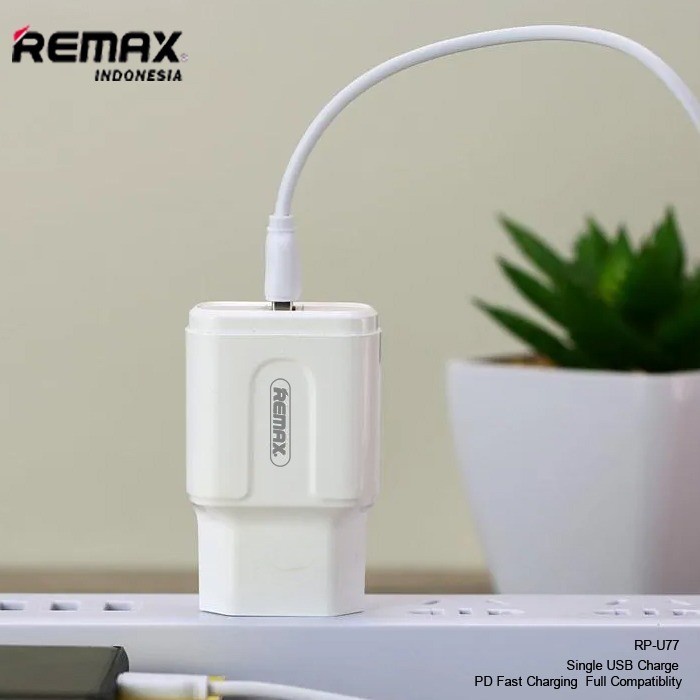 REMAX 20W PD Full Compatibility fast charger Adaptor RP-U77 EU