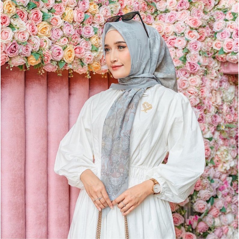 Camellia series by.shasa.scarves