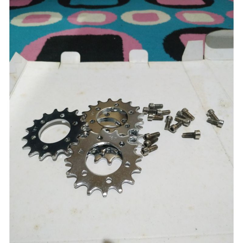 Cog Sixbolt 17T